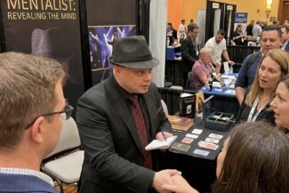 Gather large crowds with the BEST trade show mentalist Scott Xavier